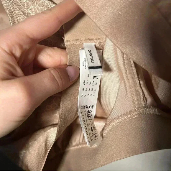 NWOT Chantelle C Magnifique Wirefree Bra -  40DD - Picture 6 of 6